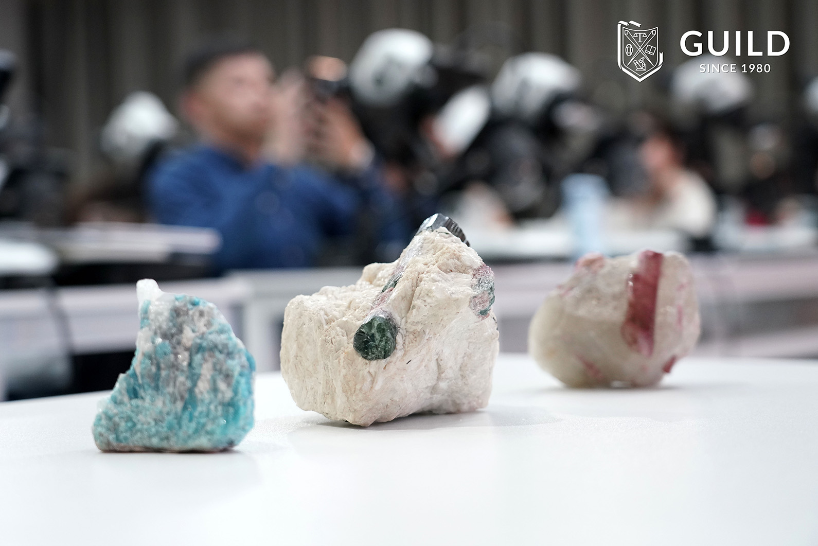 color_gemstone_identification